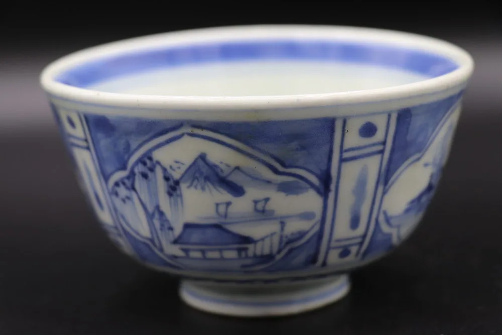 Blue and White Antique Chinese Porcelain Bowl Qing Dynasty, view 3