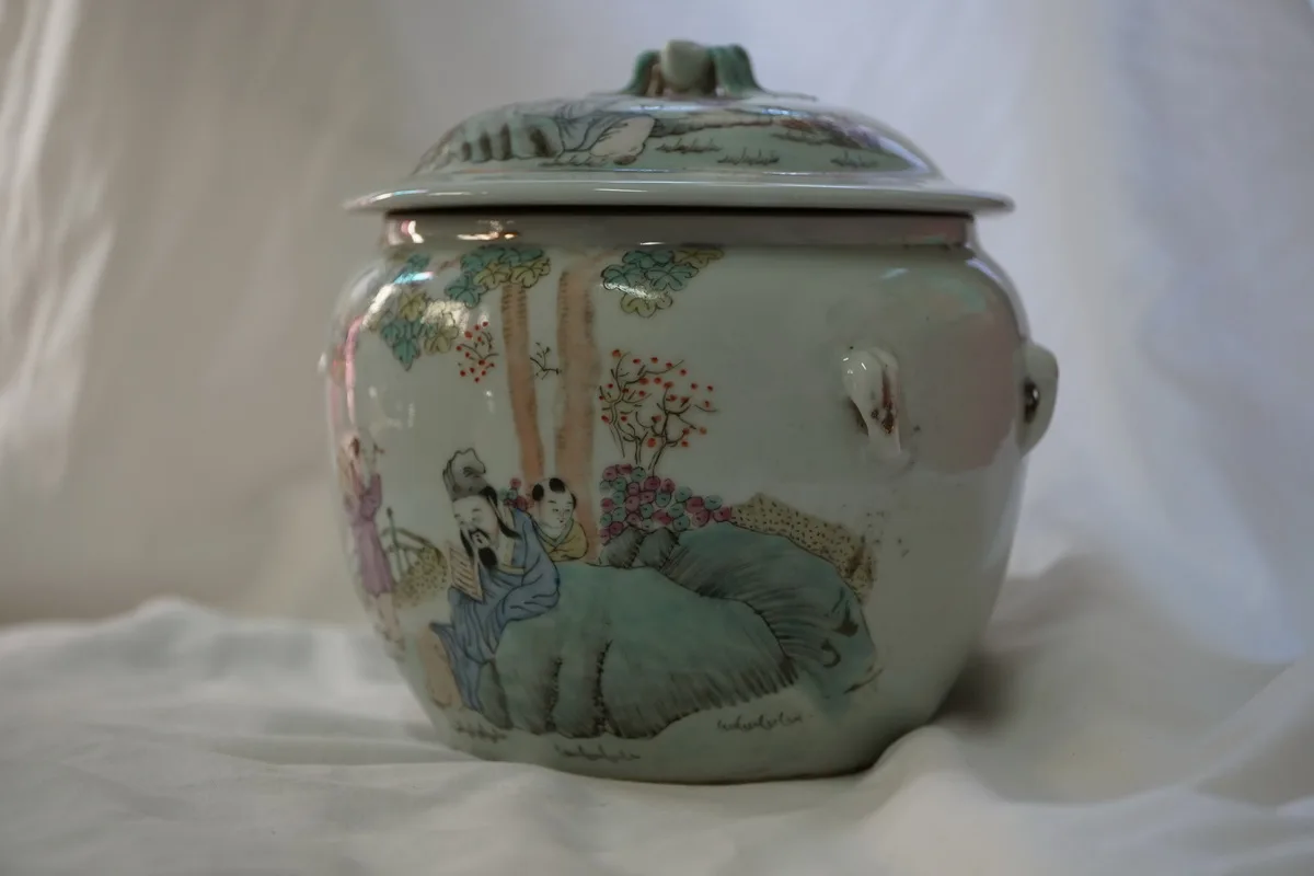 Soup Bowl Jar Hand Painted by Artist Zhou Xiao Shun Late Qing Dynasty